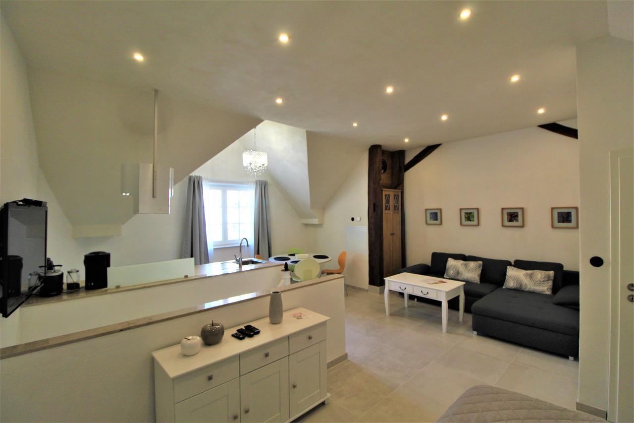 Wunderschoene Ferienwohnung Bruchhausen (Neuwied) Quarto foto